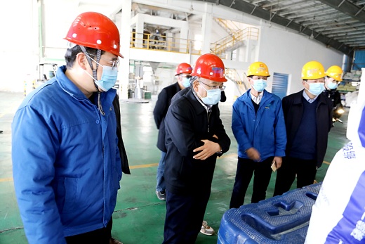 胡啟生率隊來公司開展專題調(diào)研時要求銅化集團要當“三好生”